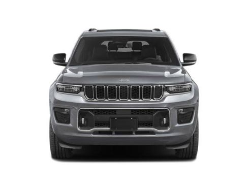 Certified 2023 Jeep Grand Cherokee L Overland w/ Advanced Protech Group III AWD/4WD image 4
