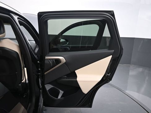 Certified 2025 BMW X3 xDrive30i w/ Premium Package image 21