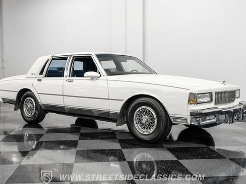 Used 1987 Chevrolet Caprice Classic Brougham image 15