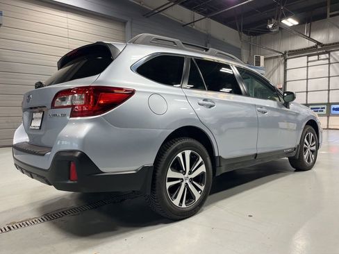 Used 2018 Subaru Outback 2.5i Limited w/ Popular Package #2 AWD/4WD image 7