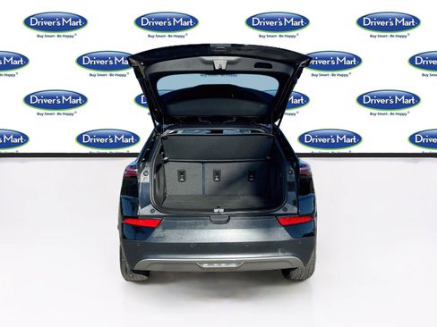 Used 2023 Chevrolet Bolt EUV LT w/ Convenience Package FWD image 24