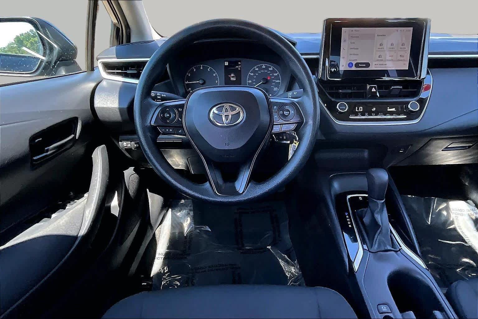 Certified 2023 Toyota Corolla LE FWD image 5