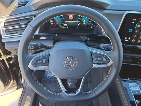 New 2026 Volkswagen Atlas Cross Sport SE AWD/4WD image 14