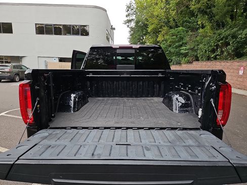 Used 2020 GMC Sierra 1500 SLT w/ SLT Convenience Package AWD/4WD image 28