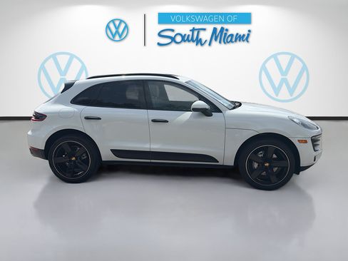 Used 2018 Porsche Macan S AWD/4WD image 8