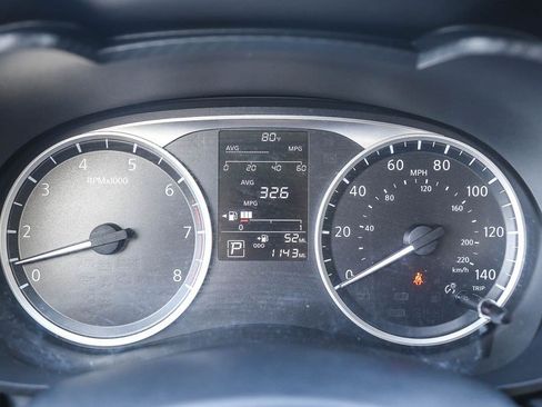 Used 2025 Nissan Versa S w/ Trunk Package FWD image 22