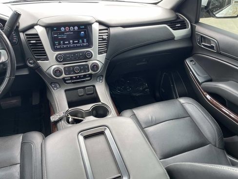 Used 2018 GMC Yukon SLT AWD/4WD image 15