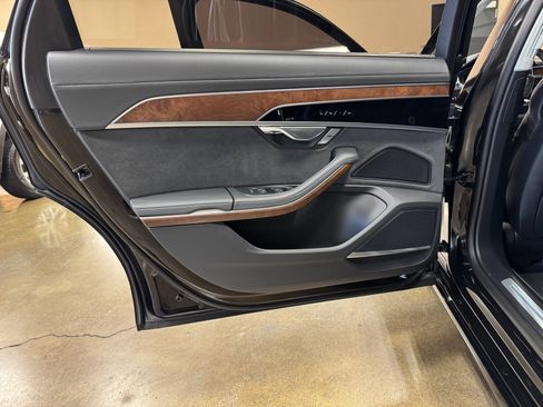 Used 2023 Audi A8 L 3.0T w/ Luxury Package image 33