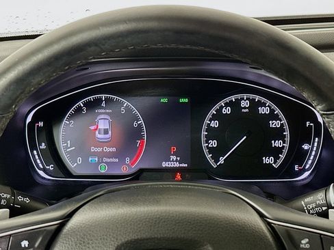 Used 2019 Honda Accord Touring image 12