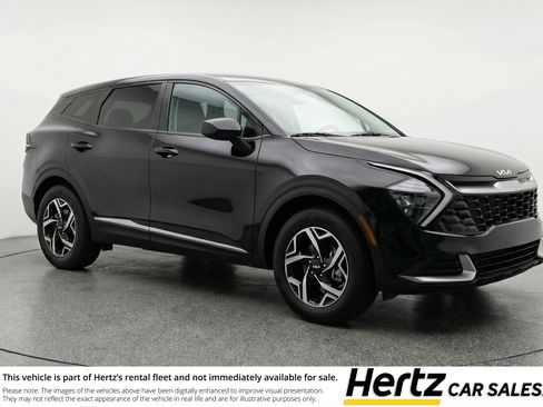 Used 2025 Kia Sportage LX FWD image 1