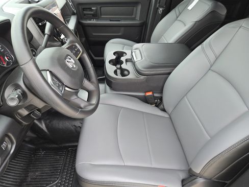 New 2026 RAM 2500 Tradesman w/ Chrome Appearance Group image 11