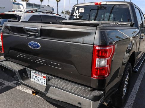 Used 2018 Ford F150 XLT w/ Equipment Group 302A Luxury image 7