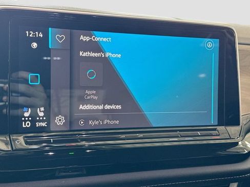 Used 2024 Volkswagen Atlas SE AWD/4WD image 15