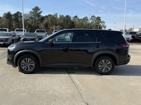 Used 2022 Nissan Pathfinder S image 8