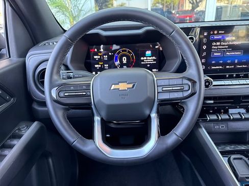 Used 2026 Chevrolet Colorado W/T w/ WT Custom Package RWD image 14