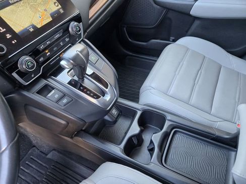 Used 2019 Honda CR-V Touring image 16