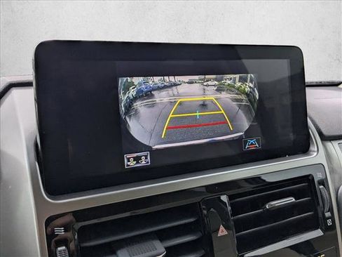 Used 2022 Lexus GX 460 Premium image 14