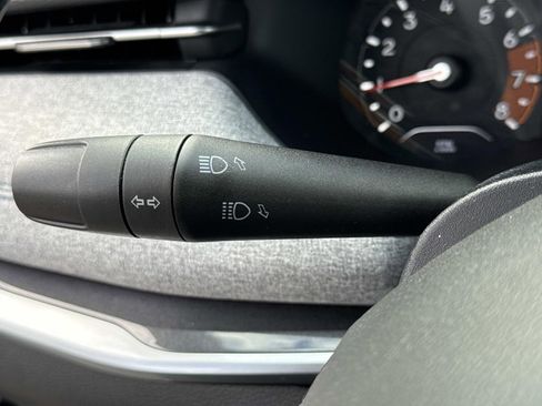 Used 2022 Jeep Compass Latitude image 16