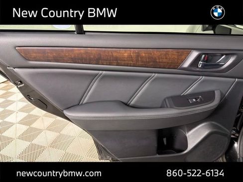 Used 2019 Subaru Outback 2.5i Limited AWD/4WD image 15