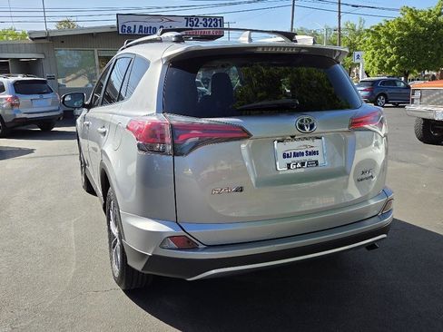 Used 2017 Toyota RAV4 XLE w/ All Weather Liner Package AWD/4WD image 10