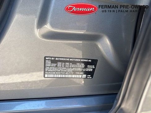 Used 2026 BMW X6 xDrive40i w/ Executive Package image 17