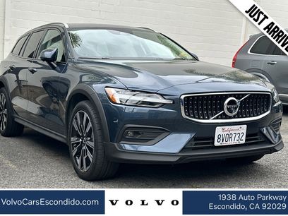 Used 2021 Volvo V60 T5 Cross Country w/ Advanced Package
