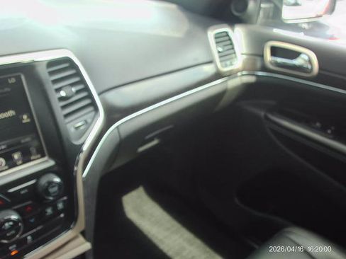 Used 2014 Jeep Grand Cherokee Limited AWD/4WD image 11