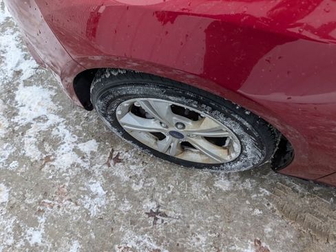 Used 2014 Ford Focus SE image 7