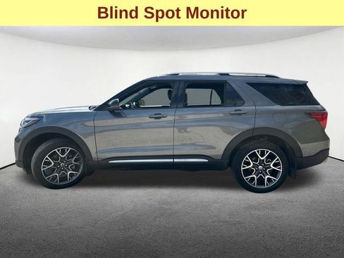 Used 2025 Ford Explorer Platinum w/ Ultimate Package image 6