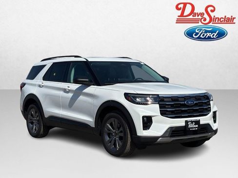 New 2026 Ford Explorer Active w/ Active Comfort Package AWD/4WD image 4