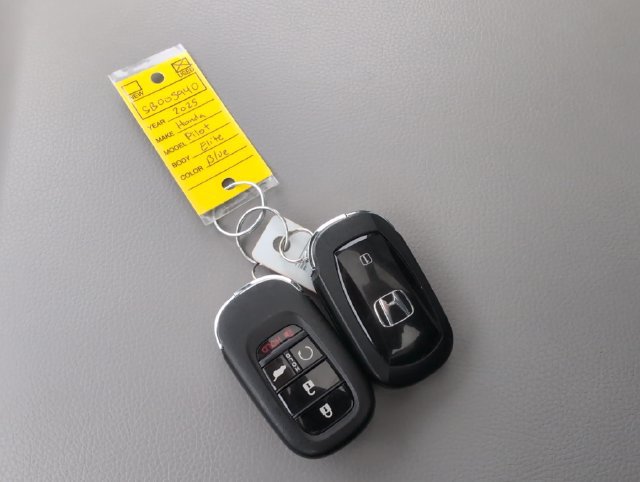 Certified 2025 Honda Pilot Elite image 35