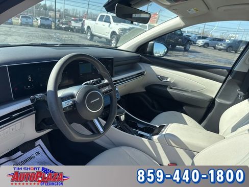 Used 2025 Hyundai Tucson SEL image 14