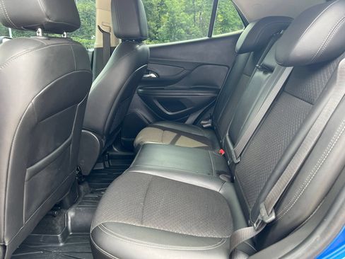 Used 2018 Buick Encore Preferred AWD/4WD image 24