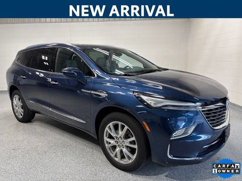 Used 2023 Buick Enclave Essence w/ Experience Buick Package AWD/4WD image 1