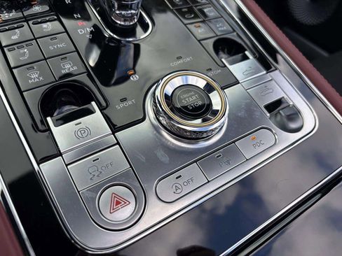 Used 2024 Bentley Continental GT image 43