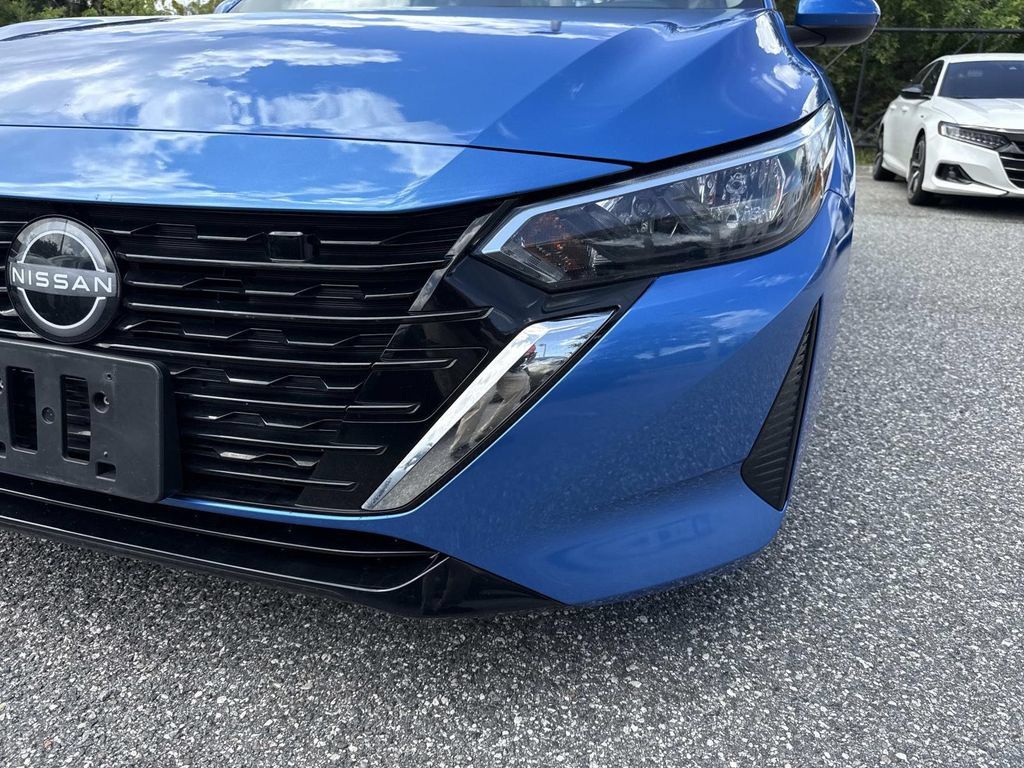 Used 2024 Nissan Sentra SV w/ All-Weather Package FWD image 10