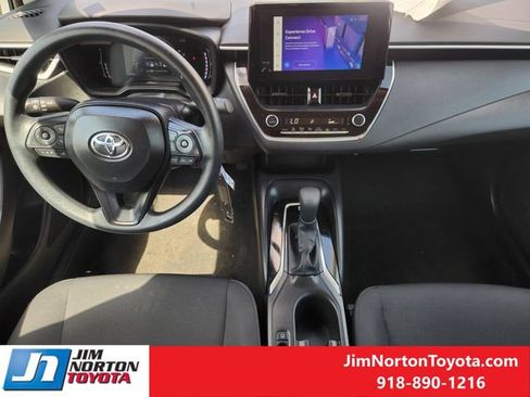 Used 2026 Toyota Corolla LE FWD image 26
