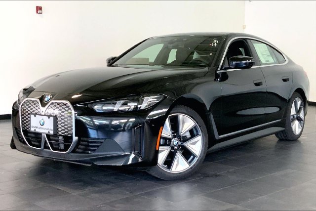 New 2026 BMW i4 eDrive40 w/ Premium Package RWD image 1