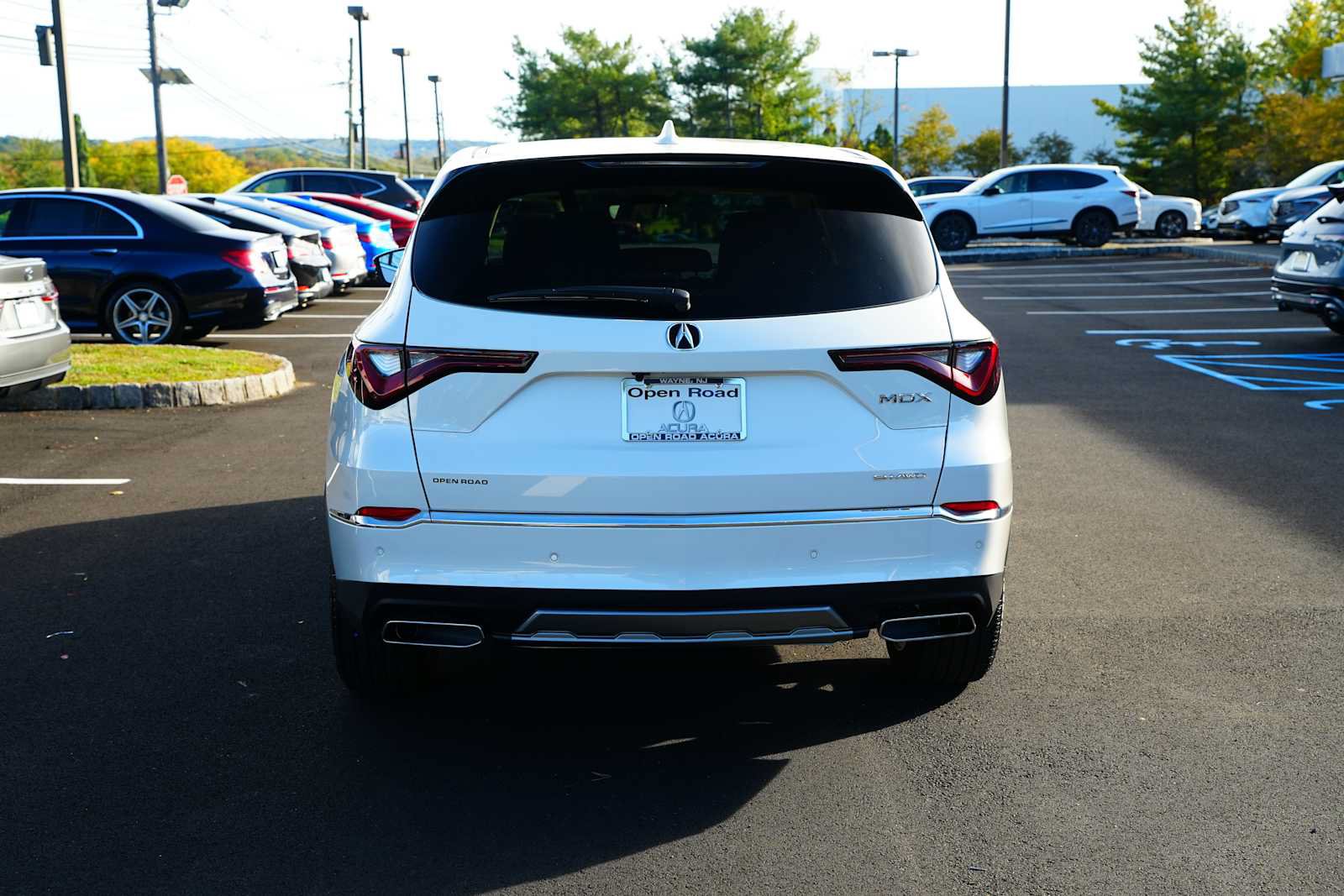 Certified 2026 Acura MDX w/ Technology Package AWD/4WD image 6