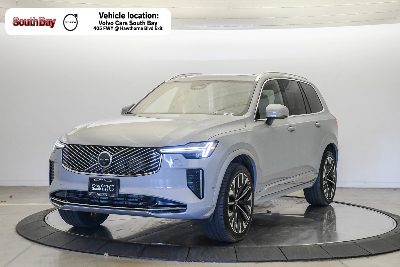 Certified 2026 Volvo XC90 B6 Plus AWD/4WD image 1