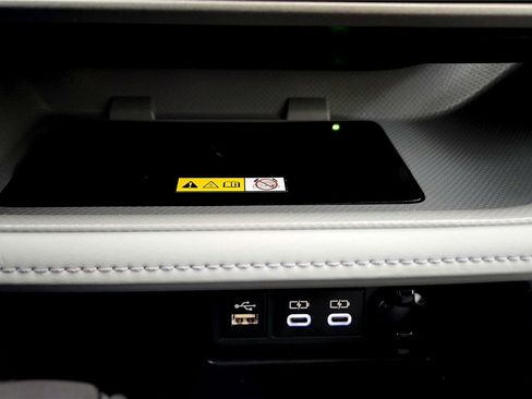 Used 2023 Toyota Highlander Limited image 48