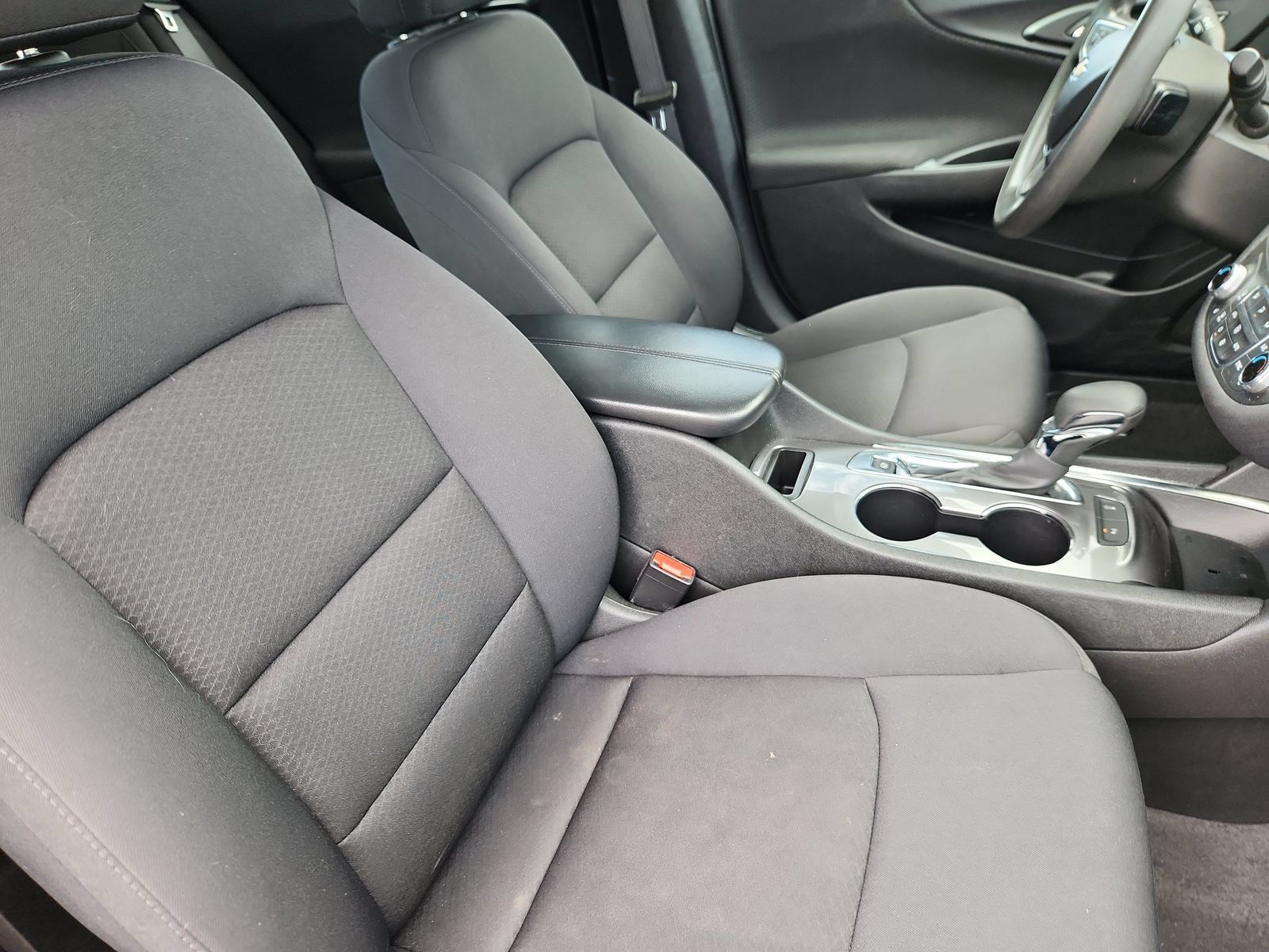 Used 2024 Chevrolet Malibu LT FWD image 15