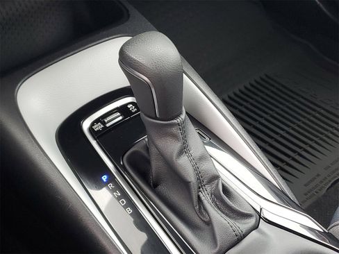 Used 2024 Toyota Corolla SE image 30