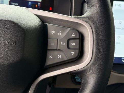 Used 2024 Ford Bronco Wildtrak image 32