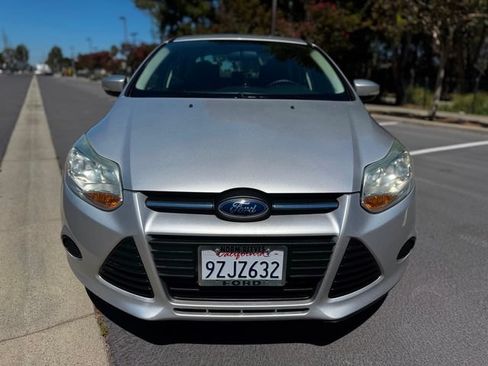 Used 2014 Ford Focus SE FWD image 5