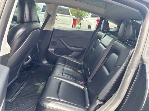 Used 2022 Tesla Model Y Performance AWD/4WD image 27
