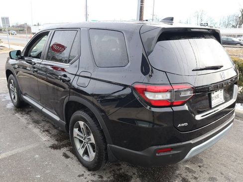 Used 2024 Honda Pilot EX-L image 7