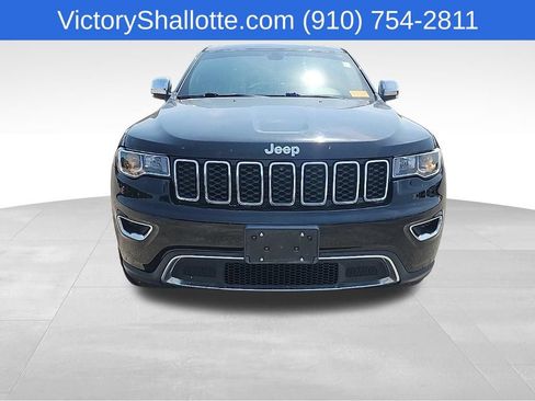 Used 2017 Jeep Grand Cherokee Limited AWD/4WD image 3