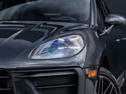 New 2026 Porsche Macan image 67