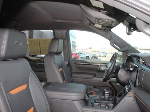 Used 2026 GMC Sierra 1500 AT4 AWD/4WD image 15